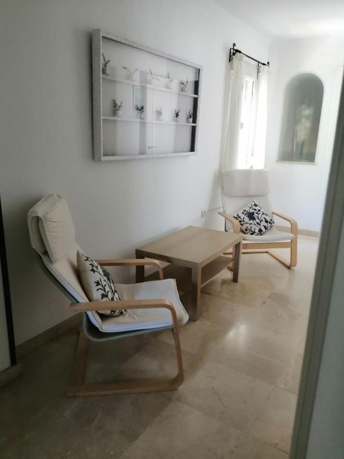Room In Lovely Cottage House Habitaciones En Chalet En Cadiz San Fernando Eksteriør bilde